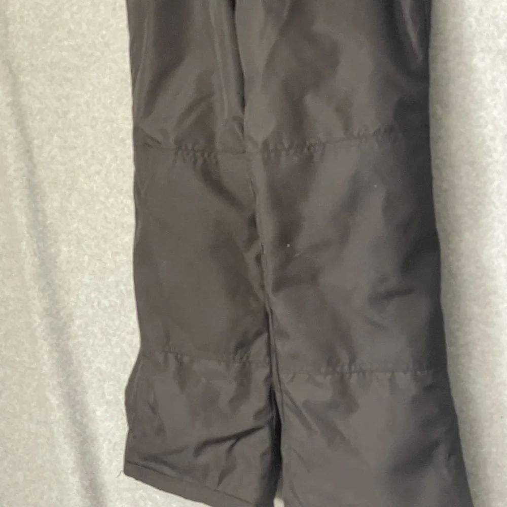 OshKosh B'gosh Black Snow Bibs Size 7 Ski Pants